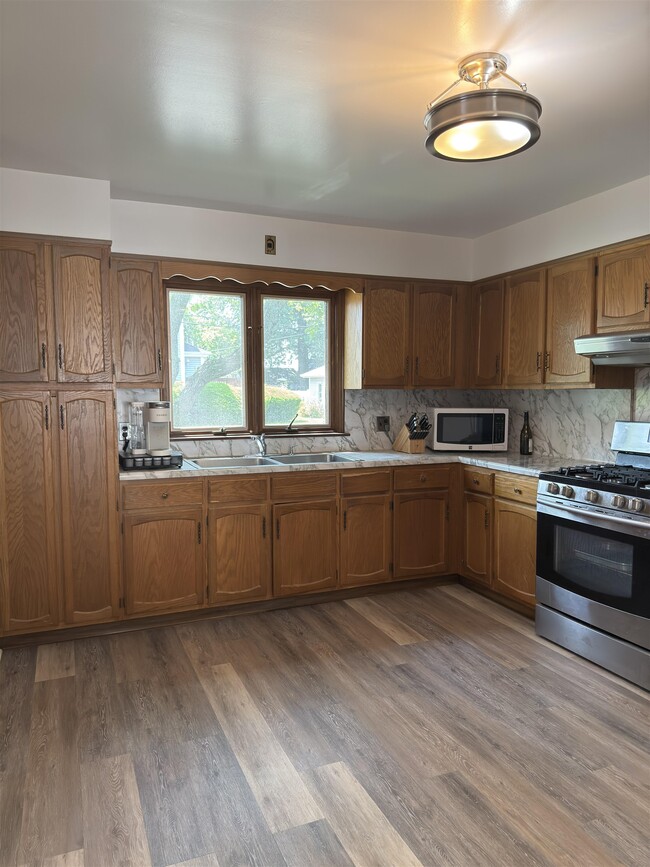 Building Photo - 203 Terrace Ave