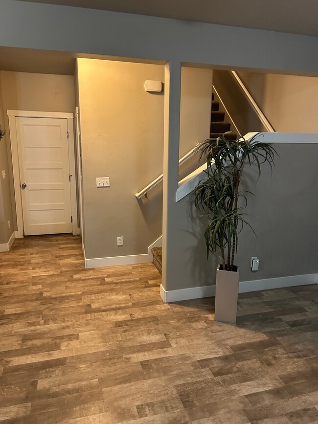 Building Photo - 1554 N 450 W