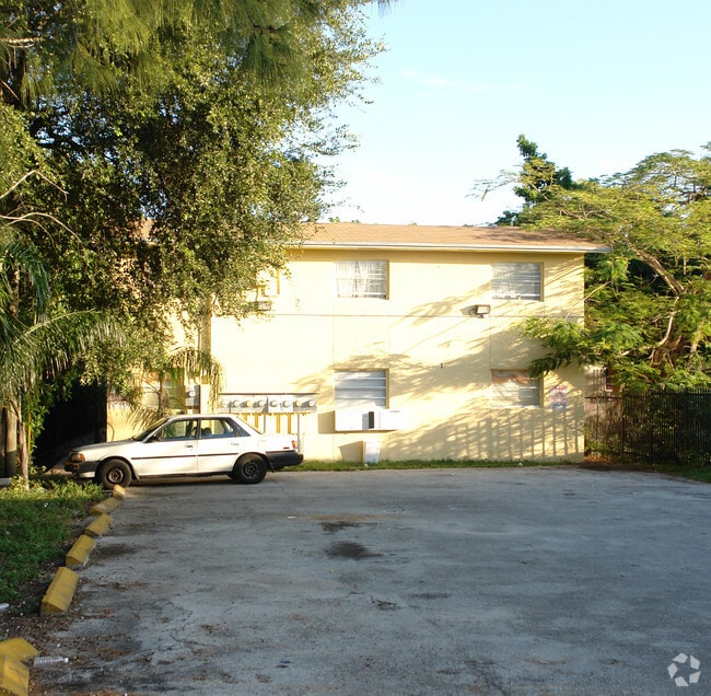 Building Photo - 21 NW 59th St