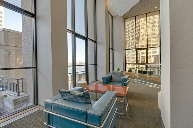 Foto del edificio - 7002 JFK Blvd E