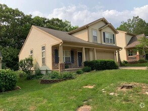 Building Photo - 2120 S Azalea Ln
