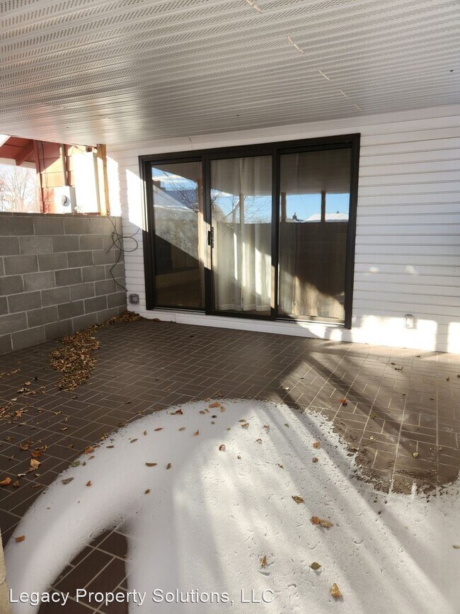 Foto del edificio - 3 br, 2 bath House - 2205 E. 13th St.