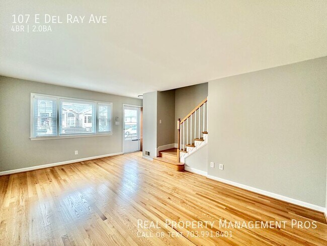 Foto del edificio - 107 E Del Ray Ave