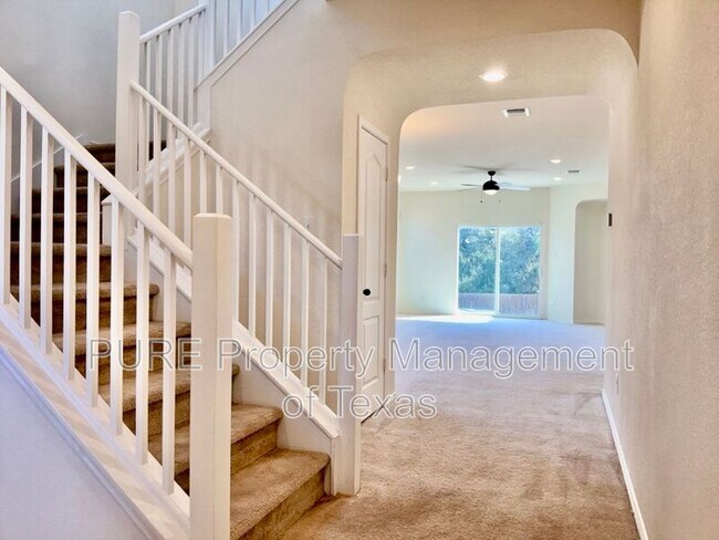 Building Photo - 804 Crown Anchor Bnd