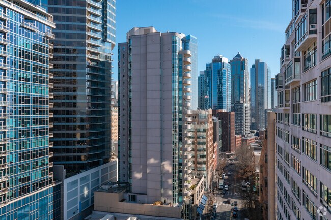 Foto del edificio - One Pacific Towers