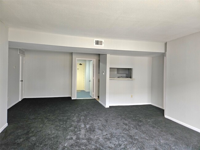 Building Photo - 8421 Hearth Dr