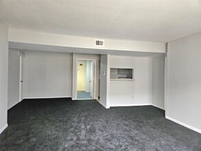 Building Photo - 8421 Hearth Dr