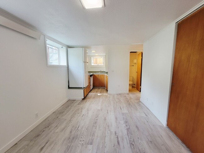 Building Photo - 294