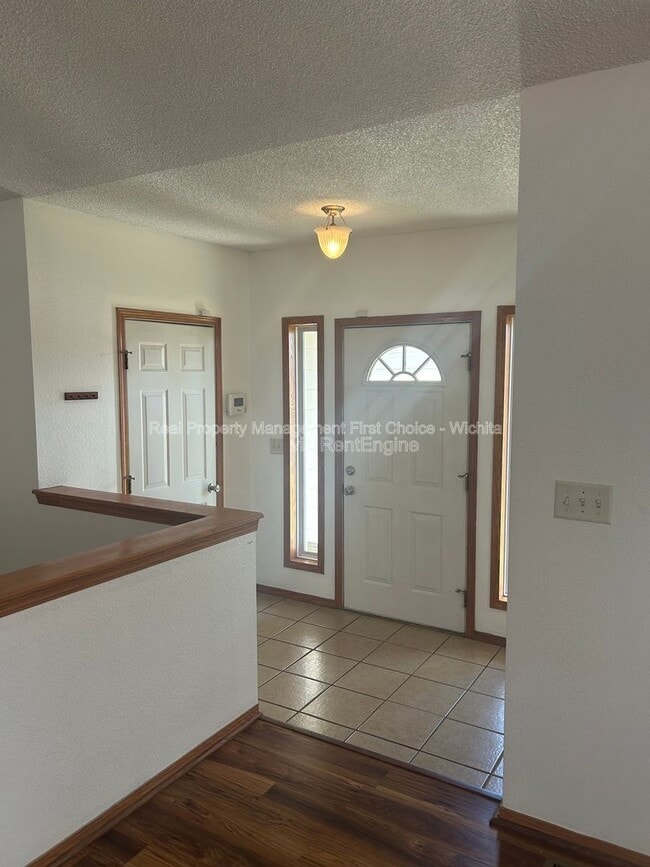 Building Photo - 10805 E Funston St