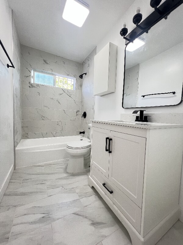 Foto principal - 6628 Denver Ave
