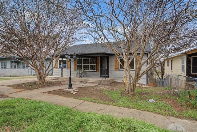 Building Photo - 1411 W Gandy St