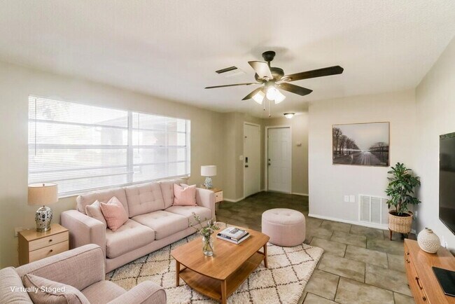 Foto del edificio - 11600 Nature Trail