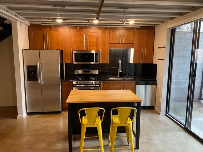 Kitchen area - 1818 22nd St