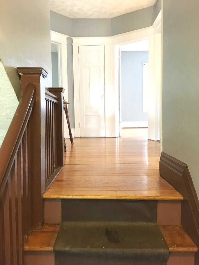 stairs to unit - 1115 Monroe Ave