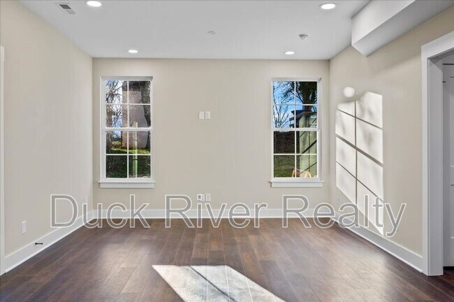 Foto del edificio - 119 Westover Dr