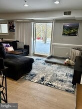 Building Photo - 1101 Primrose Ct