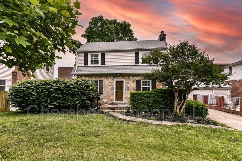 Primary Photo - 3506 Arlington Blvd