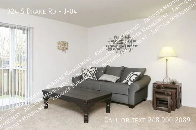 Building Photo - 324 S Drake Rd
