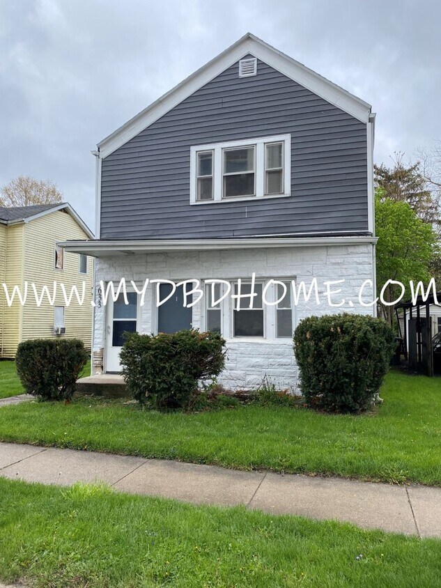 Primary Photo - 633 Runnion Ave