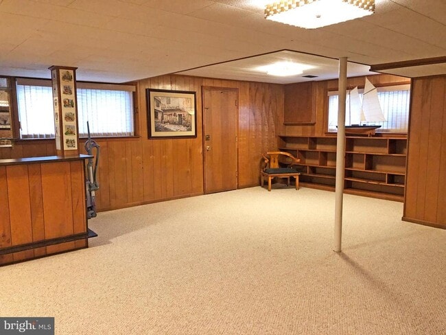 Building Photo - 8331 Wesleyan St