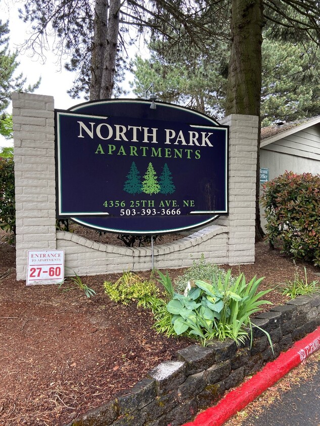 Primary Photo - North Park Apartments