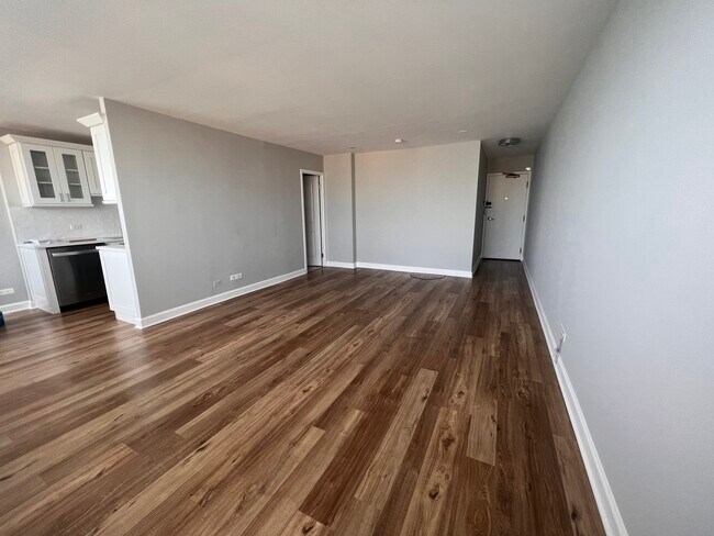 Foto del edificio - 6171 N Sheridan Rd