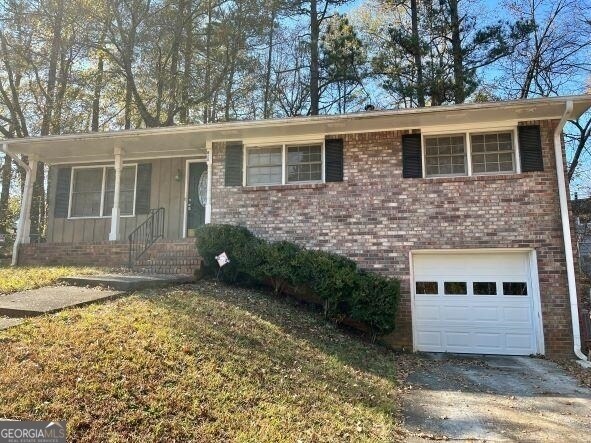 Building Photo - 828 Sheppard Way