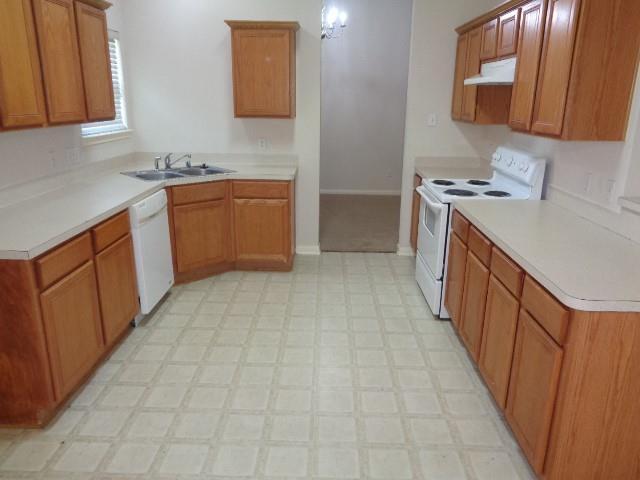 Building Photo - 17136 Gleneagle Dr S