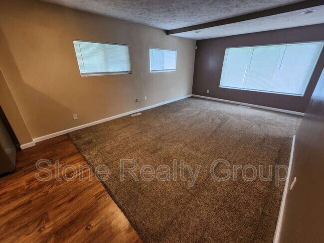 Foto del edificio - 2724 Maple Ave
