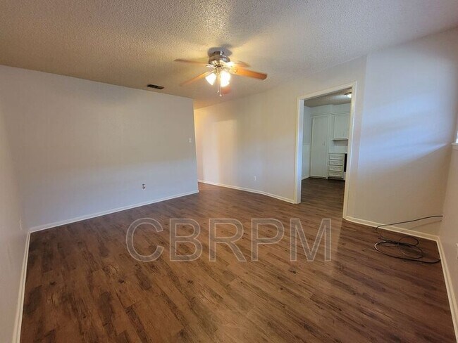Building Photo - 7303 Avenue X