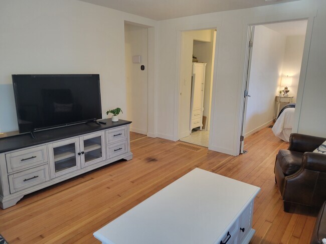 Foto del edificio - 505 W Spokane Ave