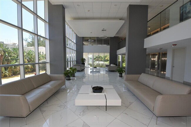 Foto del edificio - 525 N Ocean Blvd