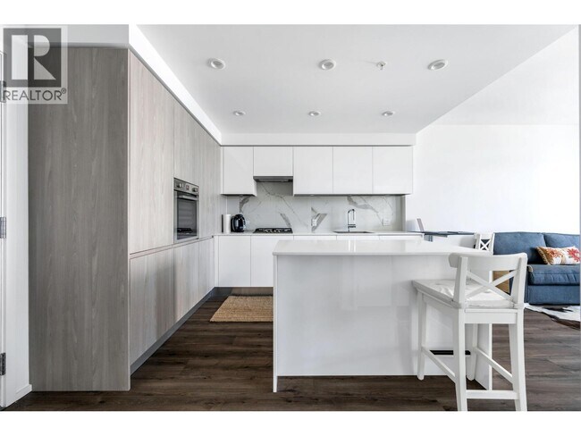 Building Photo - 3888 Evergreen Pl