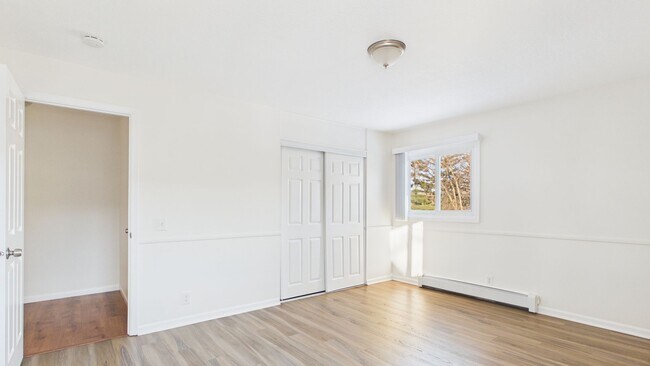 Foto del edificio - Upgraded 1-Bedroom Home in Minnetonka
