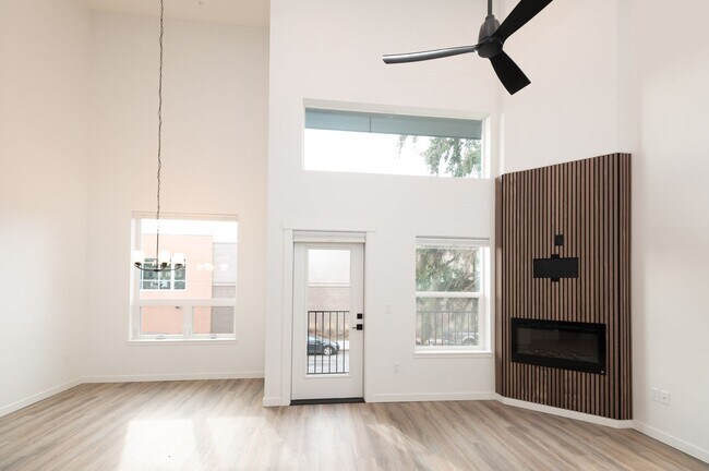 Foto del edificio - Colorado Apartment Unit 4