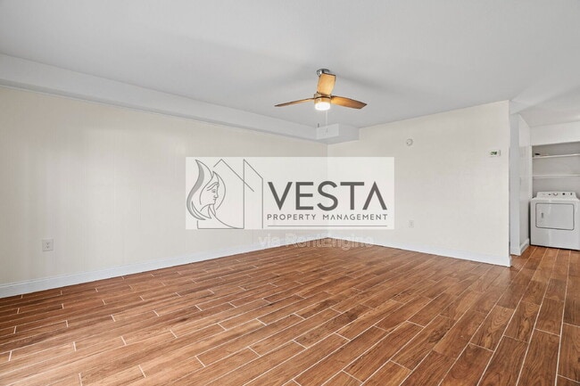 Foto del edificio - 6 Dogwood Ct