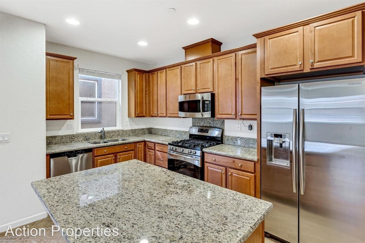 4 br, 3 bath House 2570 Pleasant Grove Blvd House for Rent in