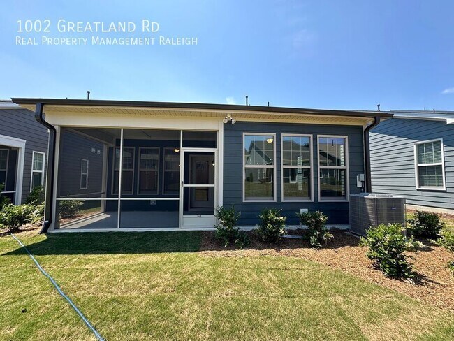 Building Photo - 1002 Greatland Rd