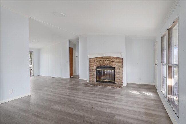 Foto del edificio - 16461 Hill Country Dr
