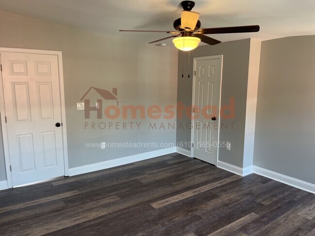 Foto del edificio - 364 E Marshall st