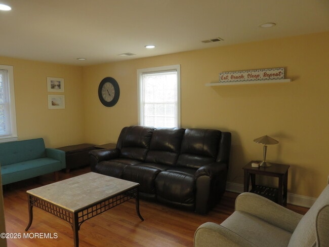 Foto del edificio - 403 2nd Ave