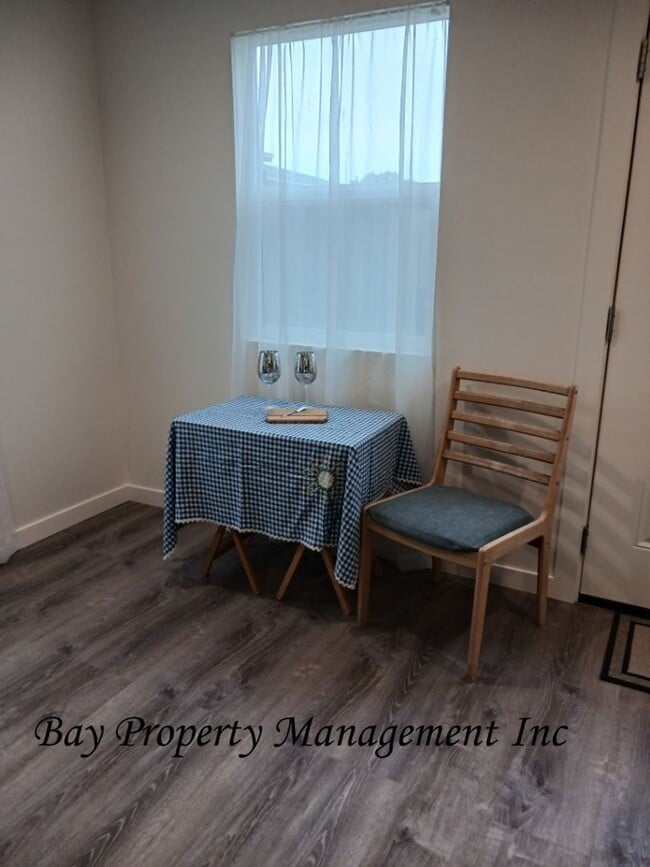 Foto del edificio - 1 bedroom ADU in North Salinas, unfurnished