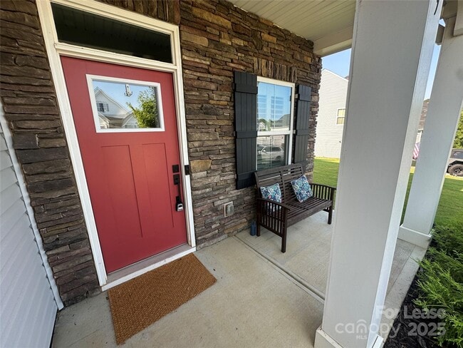 Foto del edificio - 1539 Spruce Ln