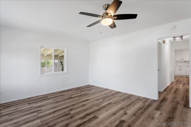 Foto del edificio - South 2nd- 4 Bed 2 Bath Remodeled Home in El Cajon!