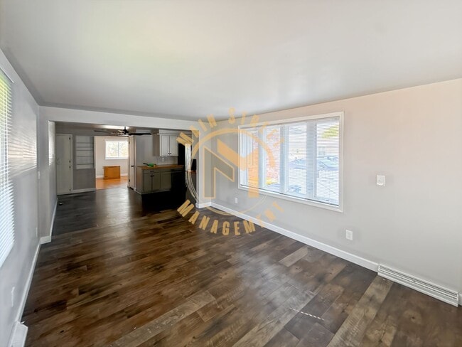Building Photo - 1313 St Agnes Dr