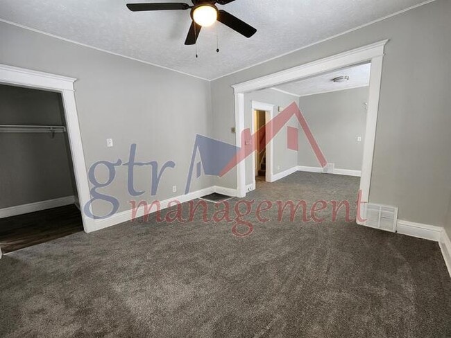 Building Photo - 2612 Corby St