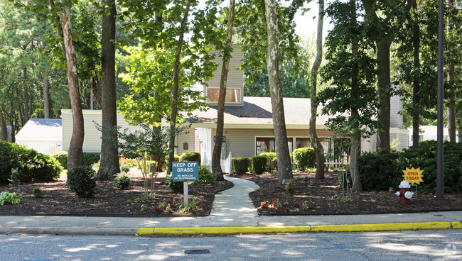 Willow Oaks Apartments - Hampton, VA | Apartments.com