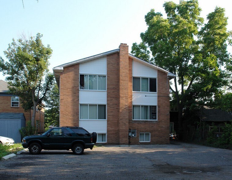 Building Photo - 927 W Shiawassee St