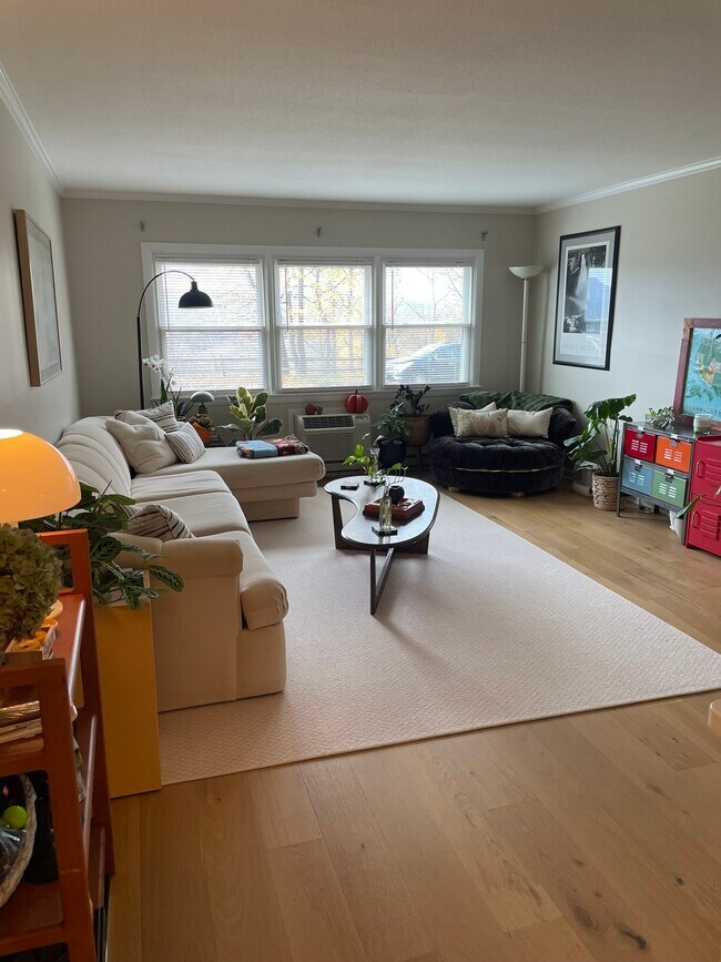 Building Photo - 15 Fordyce Ct