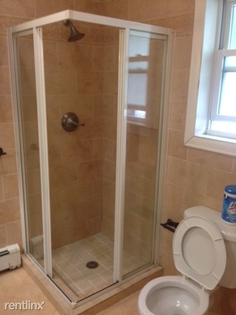 Foto del edificio - 1 br, 1 bath House - 274 Madison St